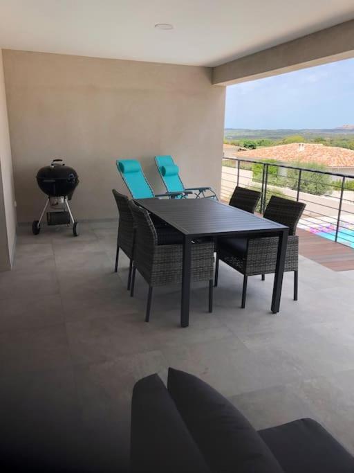 Villa Neuve Avec Piscine Bonifacio  Exterior foto